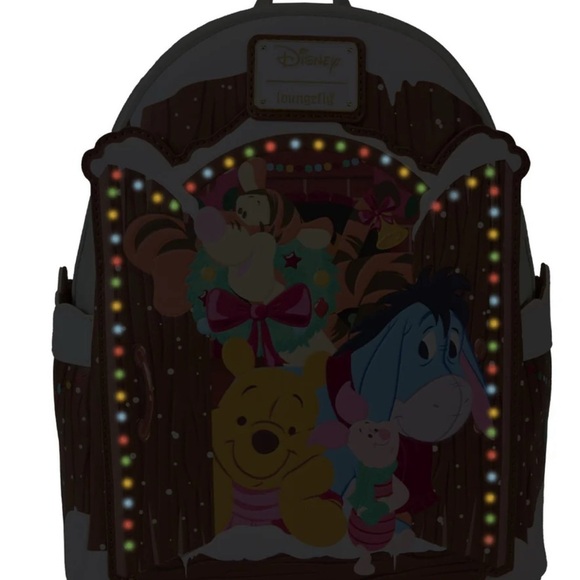 NWT‎ Winnie the Pooh and Friends Christmas Greetings Lite Up Loungefly backpack